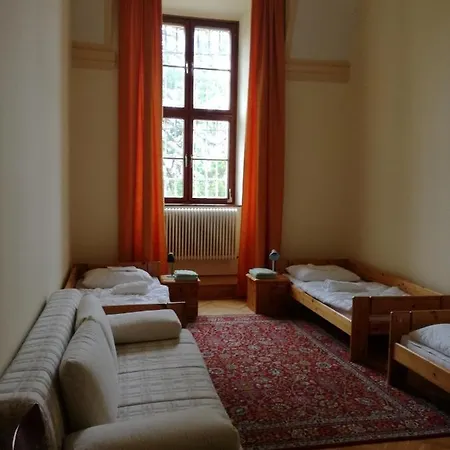 旅馆 Jugendhaus Benediktinerstift Gottweig 弗思